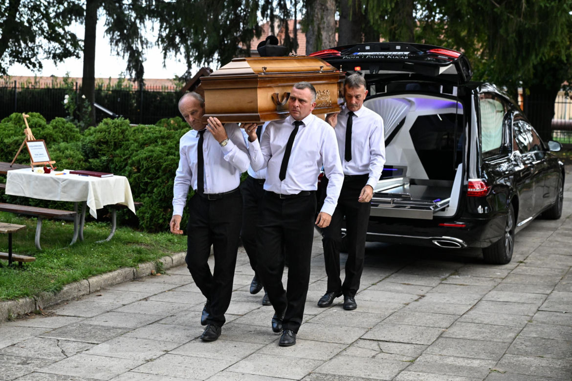 Pożegnanie ks. Stanisława, który zginął z rąk nożownika. Wzruszające słowa
