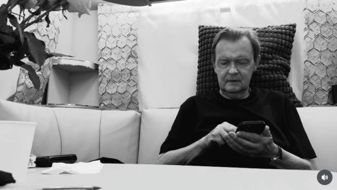 Jan Frycz na nagraniu Krzysztofa Skoniecznego