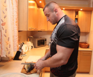 Mariusz Pudzianowski vs. karp