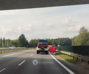 Horror na A4. Kobieta wyskoczyła z płonącego busa