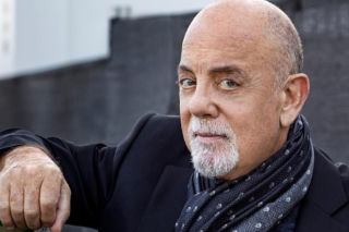 Billy Joel pierwszy raz na scenie od poważnej diagnozy! Wyjątkowy występ legendy