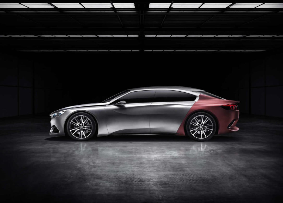 Peugeot Exalt: szałowe 4-drzwiowe coupe 