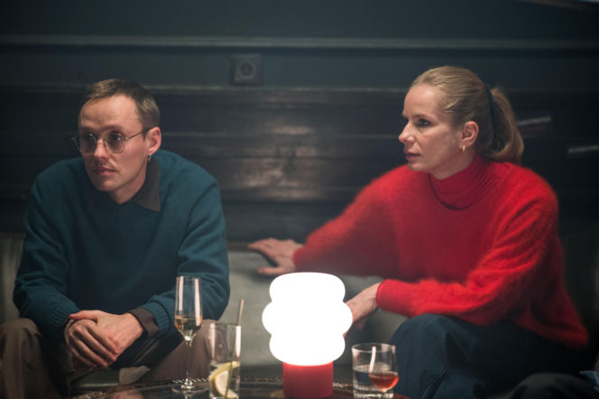 Magdalena Cielecka w spektaklu Teatru Telewizji "Wszystko na sprzedaż"