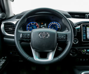 Toyota Hilux SR5 2.4 D-4D 