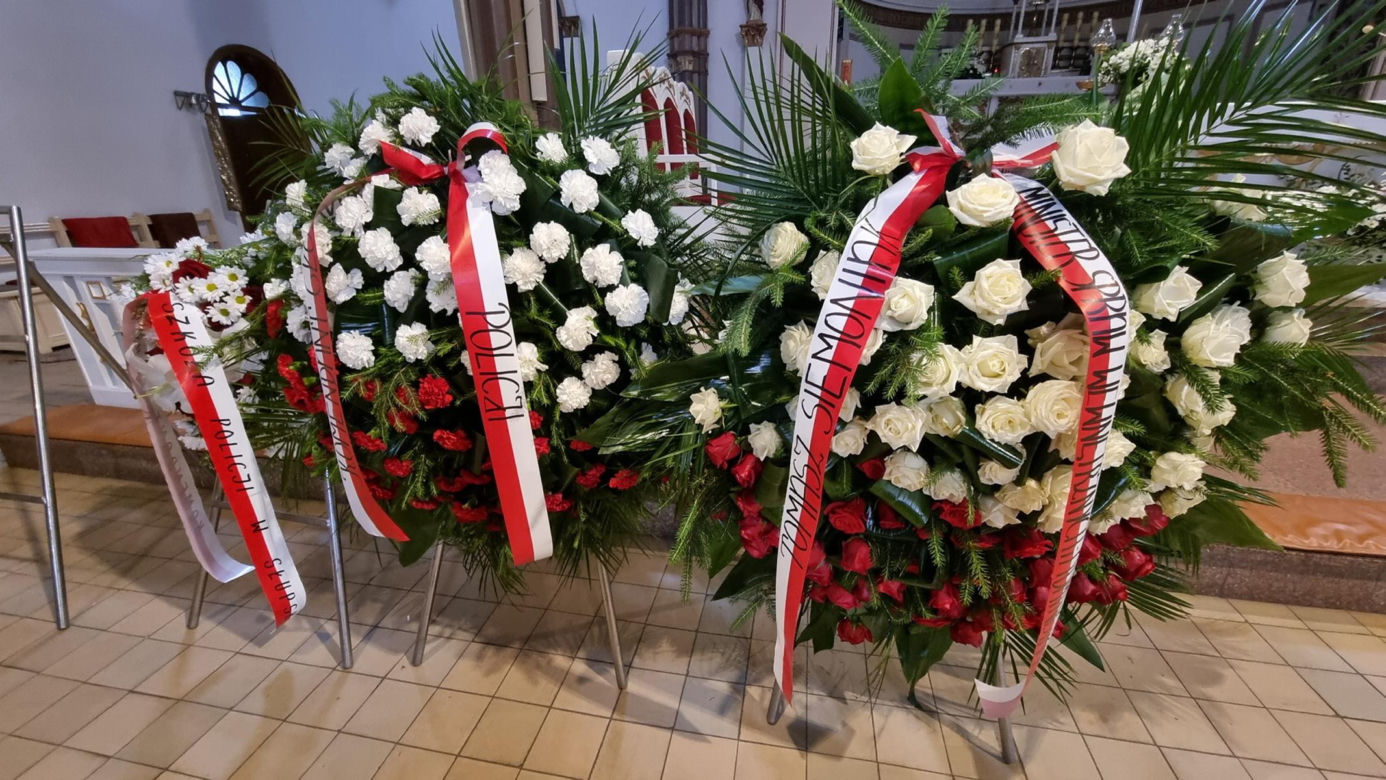 Pogrzeb podinsp. Rafała Fortuńskiego. Policjant to ofiara szaleńca ze Słupska