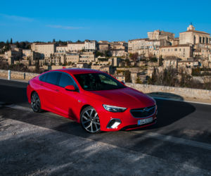 Opel Insignia GSi 2.0 Turbo 260 KM 8AT