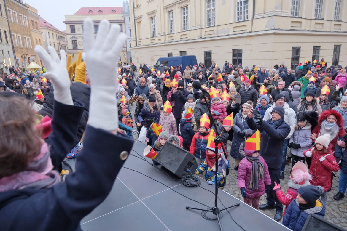 To jedyne tego typu wydarzenie na świecie! Zobacz zdjęcia z orszaku św. Mikołaja w Lublinie