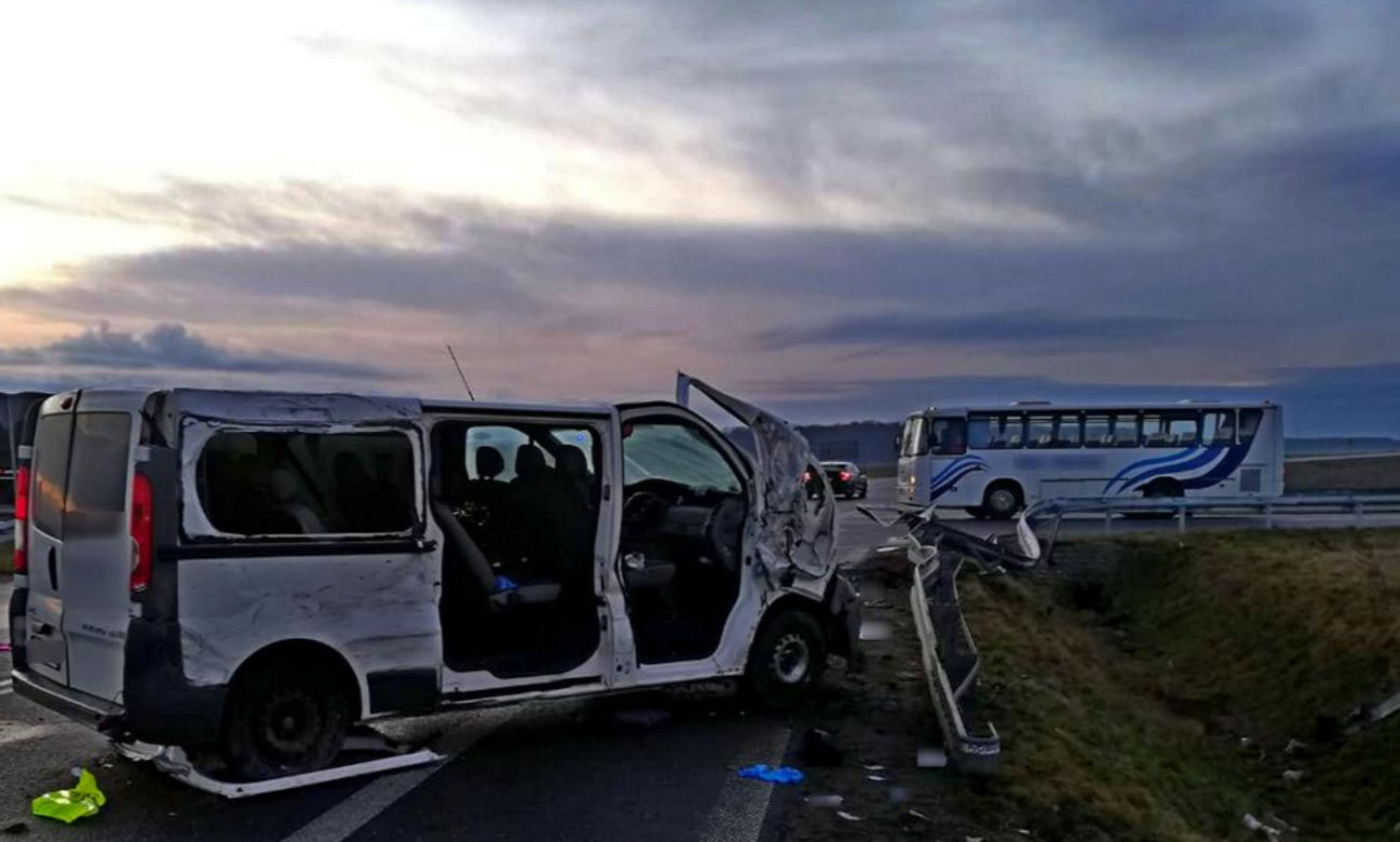 Bierzowa: Wypadek busa