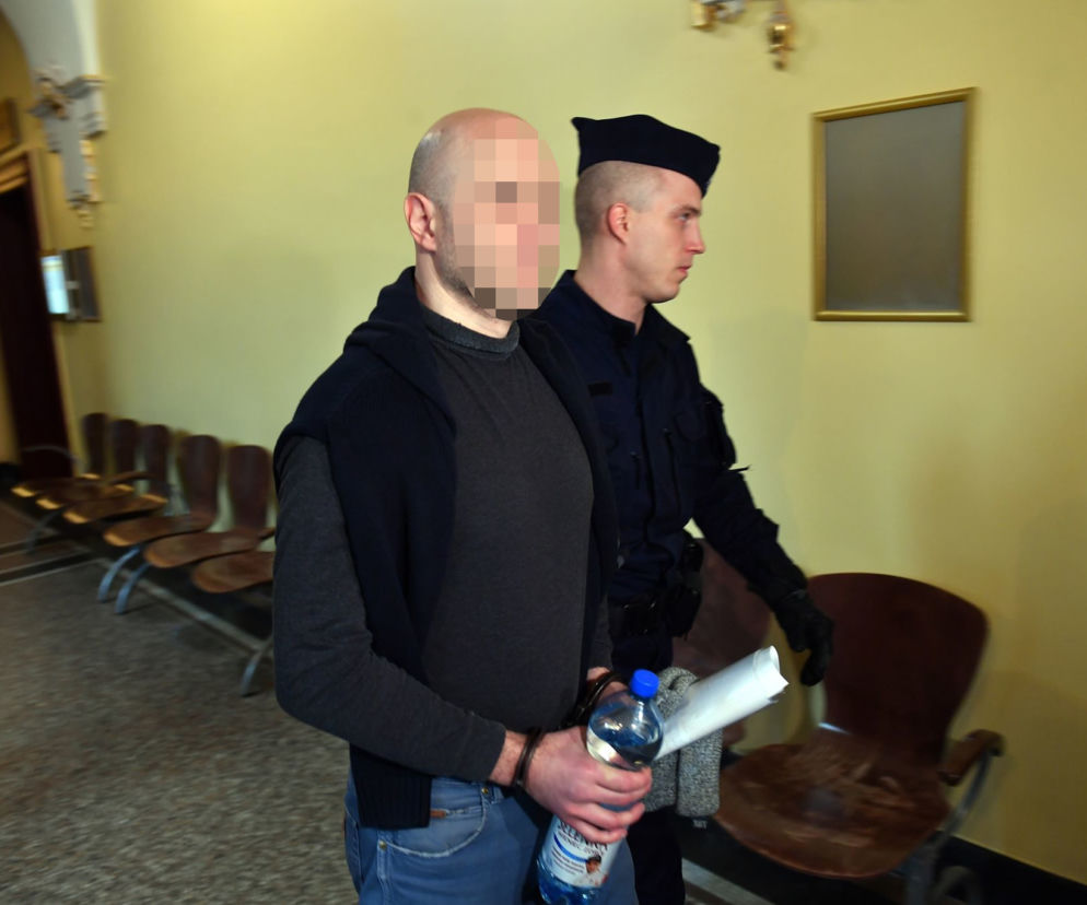 Chciał podpalić sąd w Szczecinie. Rozpoczął się proces Szymona S.
