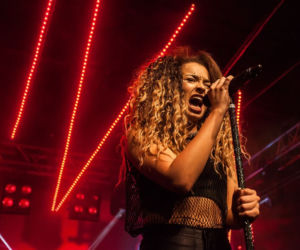 Ella Eyre