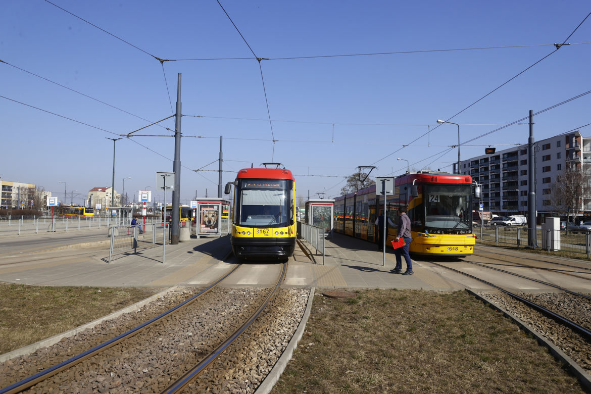 Metro wykosi autobusy z Bemowa. Pasażerowie są wściekli 