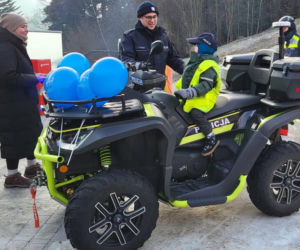 Policja na nartach pilnuje porządku w ośrodku PKL Jaworzyna Krynicka