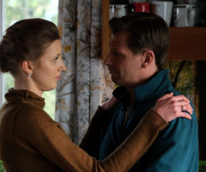 M jak miłość odc. 1941. Natalka (Dominika Suchecka), Adam Karski (Patryk Szwichtenberg)