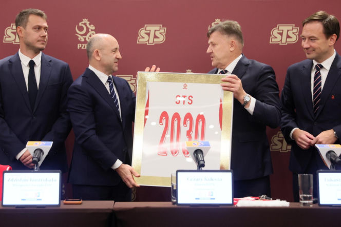 Cezary Kulesza i jego nowa fryzura