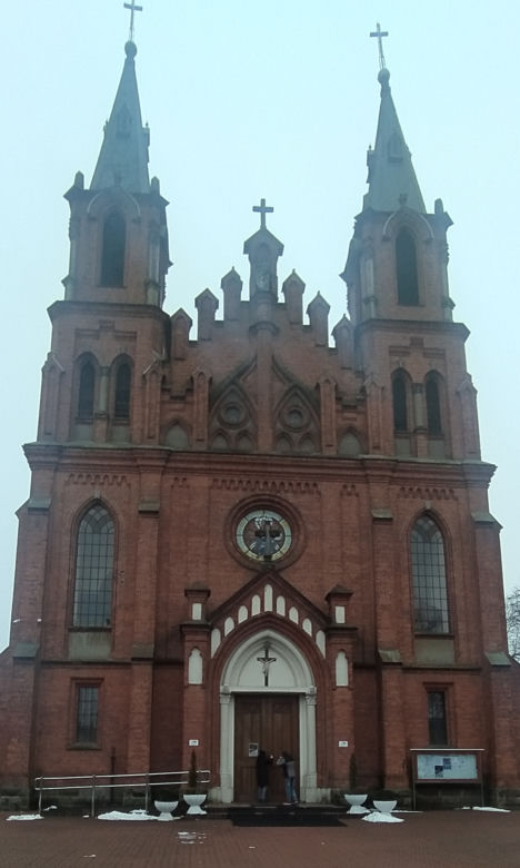  Wielki skandal w Łosicach. Ksiądz Sebastian zmusił parafiankę do seksu w samochodzie?!