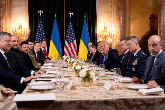 Trump wyrzucił dziennikarzy z sali. „Zabierz ich i daj im obiad!”