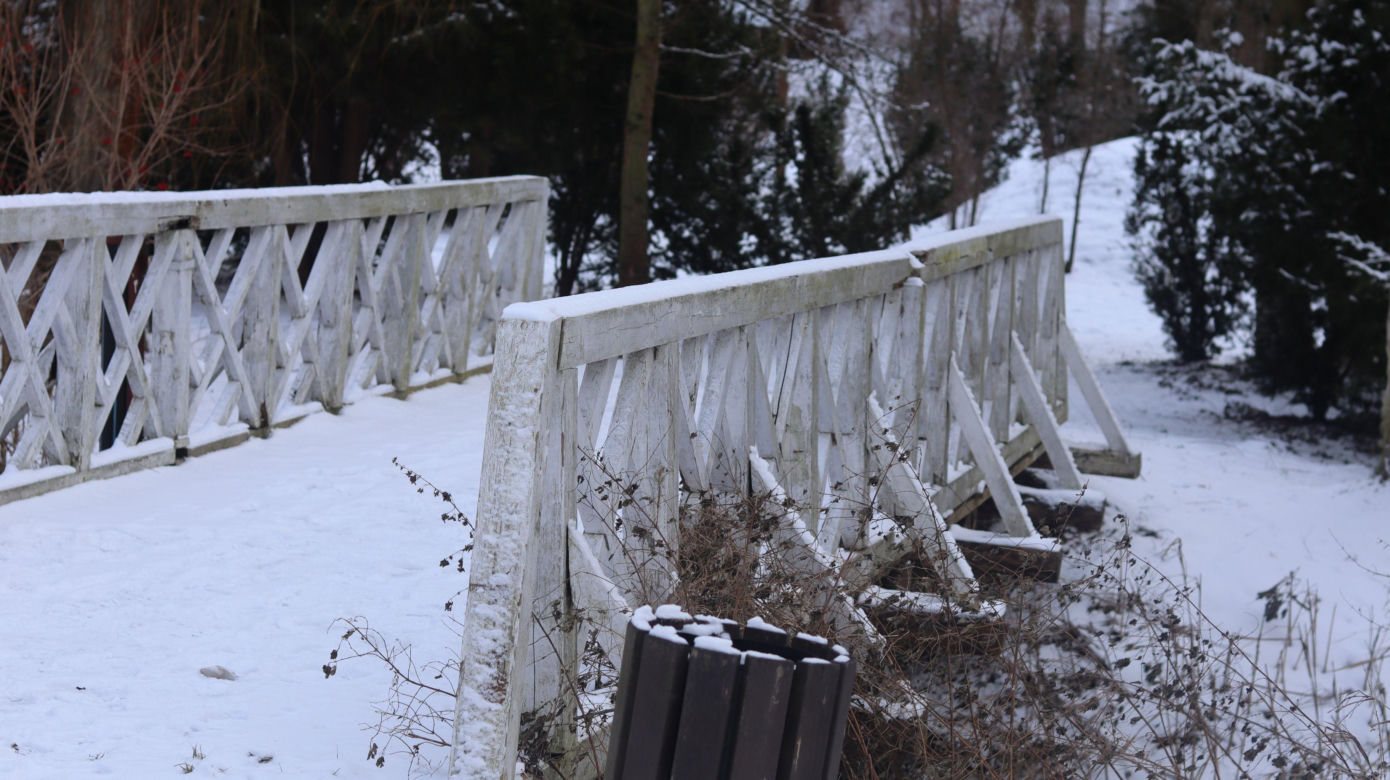 Cicho i wszędzie biało. Tak prezentuje się skansen w Lublinie w zimowej odsłonie! [GALERIA]