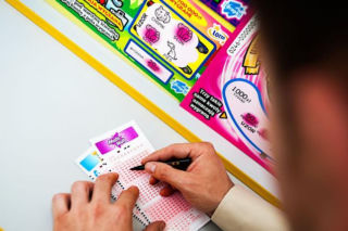 Gracz został milionerem w Wigilię! Trafił szóstkę w Lotto. Kolosalna kwota wygranej