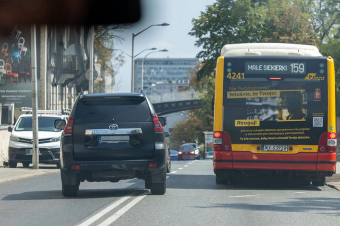 Michał Dworczyk skrócił spodnie za 100 zł