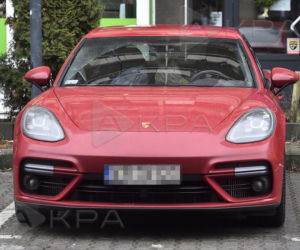 Agnieszka Radwańska i jej Porsche Panamera Turbo
