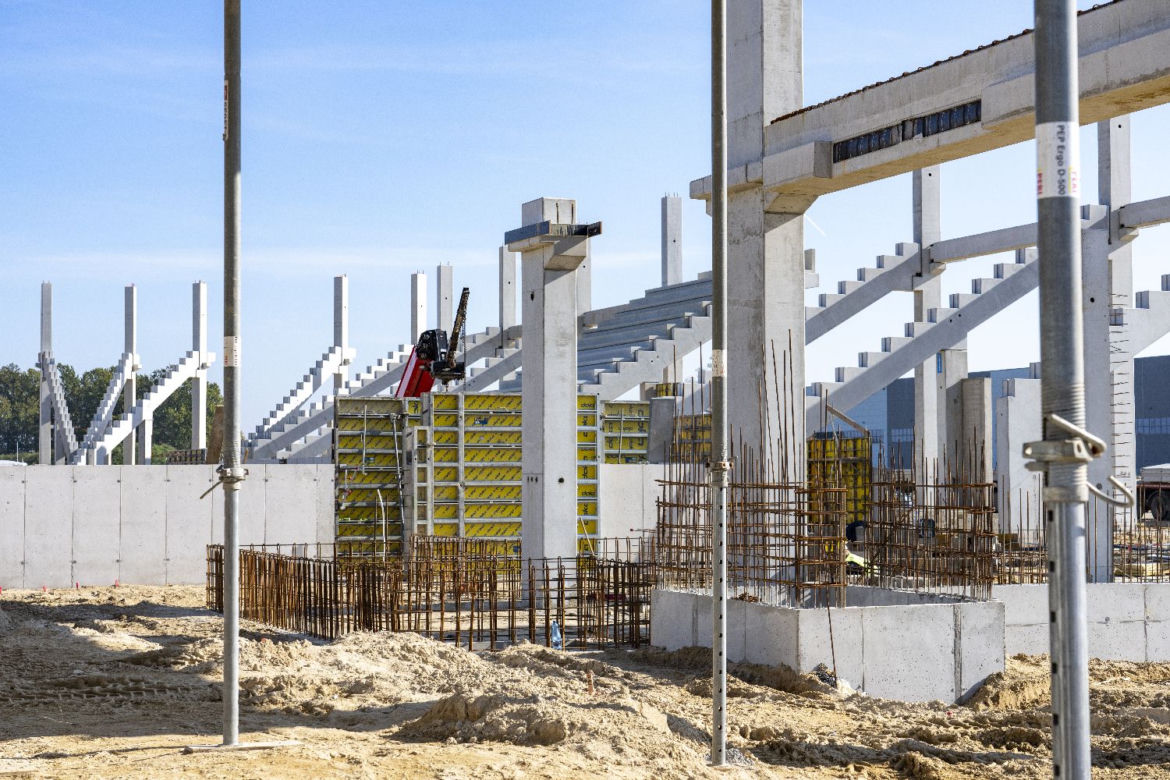 Budowa stadionu w Opolu - październik 2022