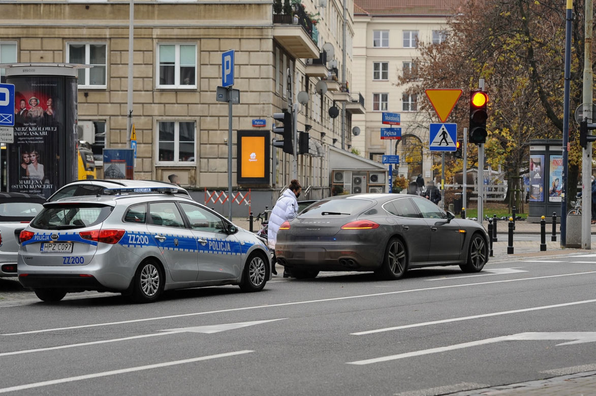 Kinga Rusin dostała mandat bo poszła po waciki