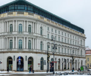Hotel Europejski działa obecnie pod nazwą Raffles Europejski Warsaw