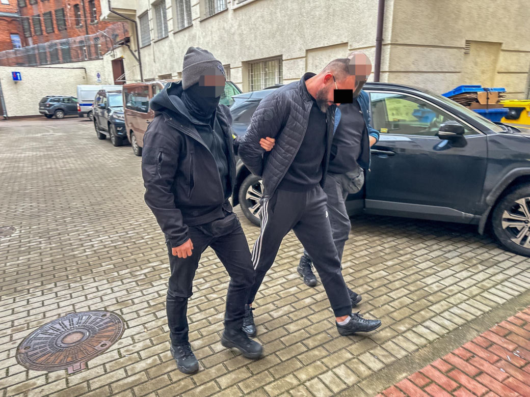 Terror w Kętrzynie. Bandyci w końcu za kratami. "Wszyscy się ich bali"