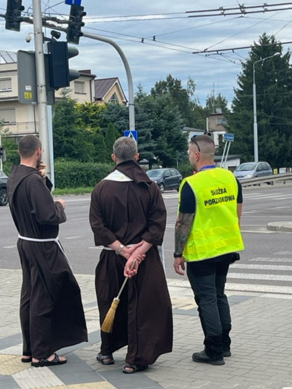 45. Lubelska Piesza Pielgrzymka na Jasną Górę. "Odzyskuje żonę i córki. Mam za co dziękować"