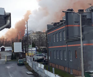 Chmura pyłu nad Dąbrową Górniczą. Co się stało?