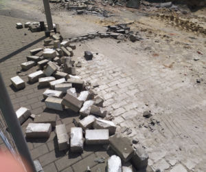 Przedwojenna kostka brukowa w centrum Warszawy. Drogowcy odkryli ją przez przypadek