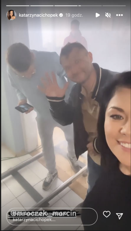 M jak miłość. Kinga (Katarzyna Cichopek) , Piotrek (Marcin Mroczek), Wiesiek (Marcin Zarzeczny)