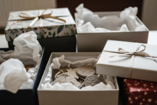 Rafał Trzaskowski wsparł Szlachetną Paczkę. Co znalazło się w przesyłce prezydenta?