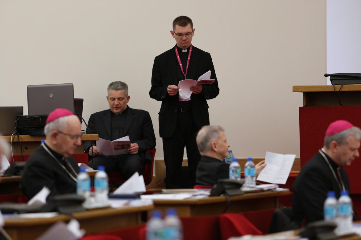 Arcybiskup Tadeusz Wojda nowym przewodniczącym Konferencji Episkopatu Polski. Metropolita gdański został wybrany na 5-letnią kadencję [ZDJĘCIA].