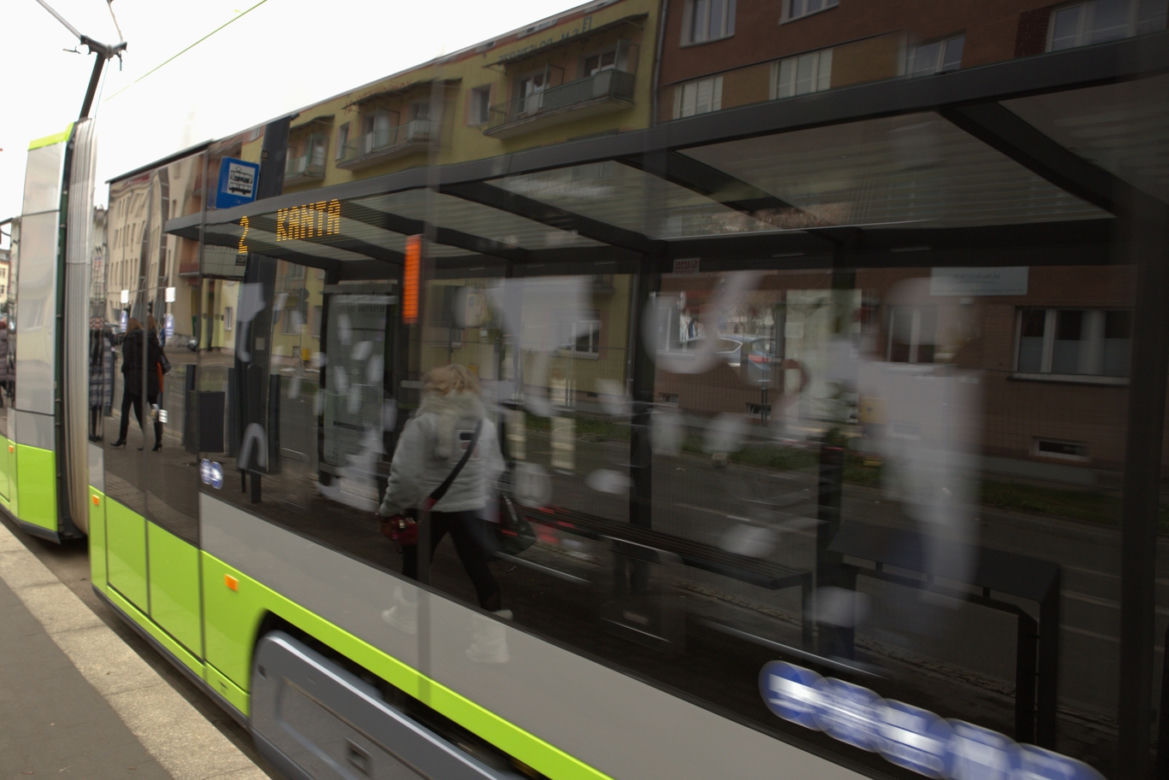 Świąteczny tramwaj jeździ po Olsztynie [ZDJĘCIA]