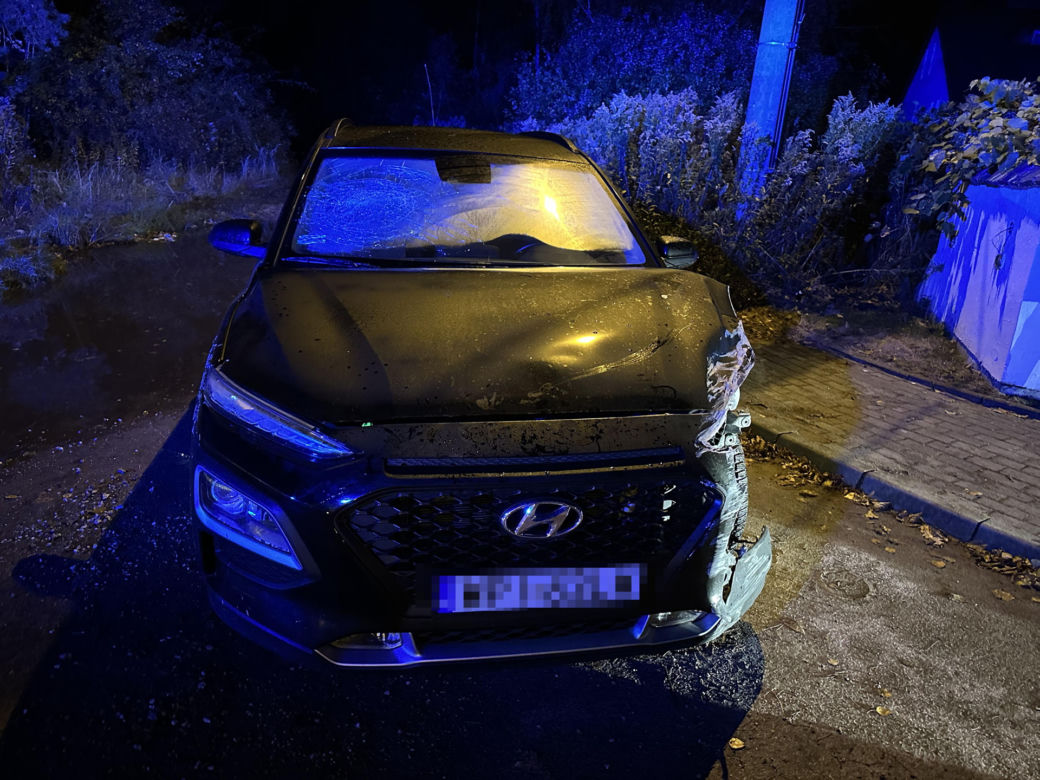 Mercedesem staranował 9 aut. Nocna demolka na Targówku