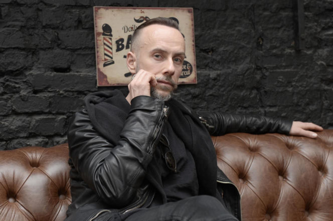 Kiedyś mroczny metalowiec z podziemia. Tak na przestrzeni lat zmieniał się Adam Darski z Behemotha