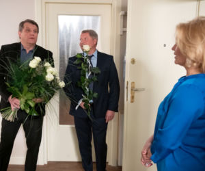 Na Wspólnej odcinek 2736, Danka (Lucyna Malec), Marek (Grzegorz Gzyl), Janusz (Janusz Zadura)