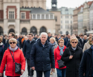 Robert Bąkiewicz i córka Blanka na Marszu Pokoju. Czy poszła w jego ślady?