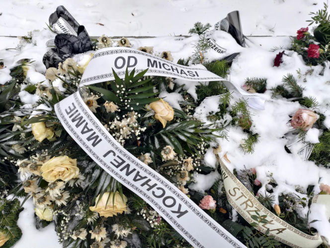 Zabił ukochaną dwoma nożami