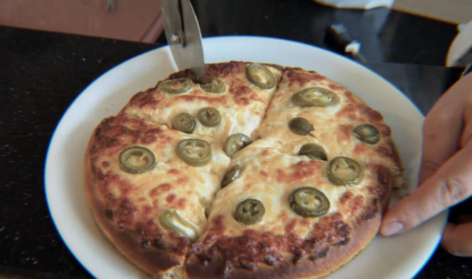 Książulo i pizza z Żabki