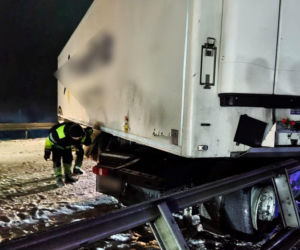 Kolizja ciężarówki na A4