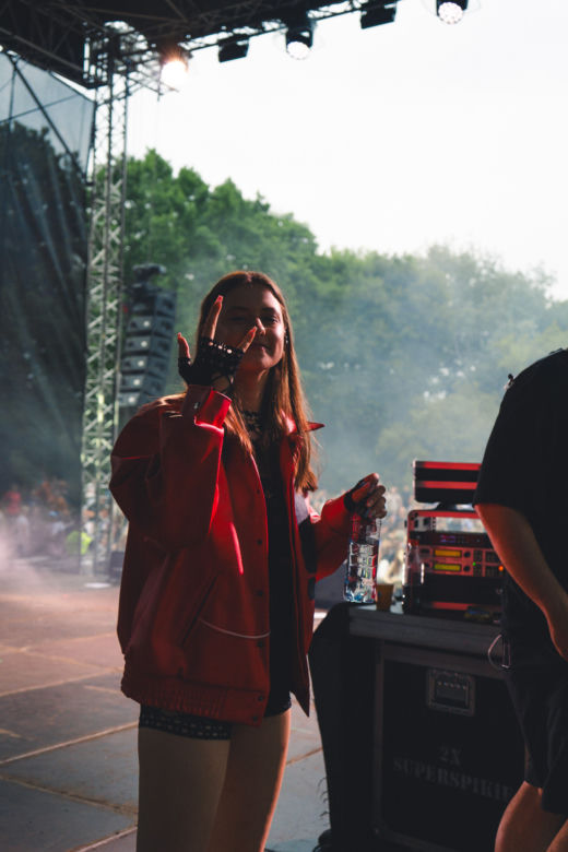 Young Leosia zagrała odlotowy koncert na zakończenie roku szkolnego