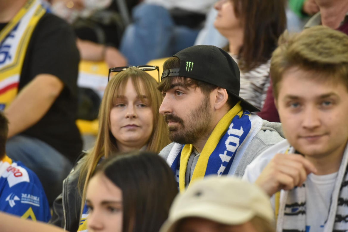 PRES Grupa Deweloperska Toruń - Betard Sparta Wrocław. Zdjęcia kibiców i zawodników z półfinału PGE Ekstraligi na Motoarenie