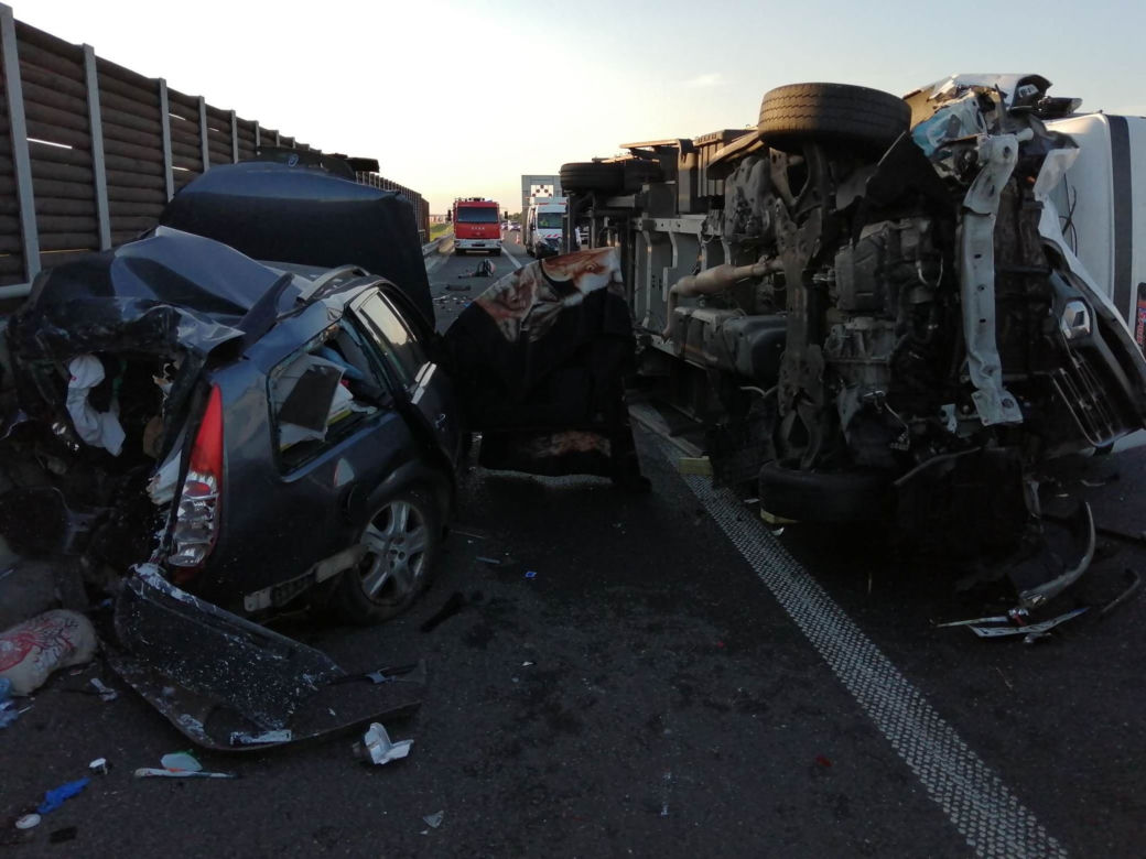 Potworny WYPADEK na autostradzie A1 koło Łodzi