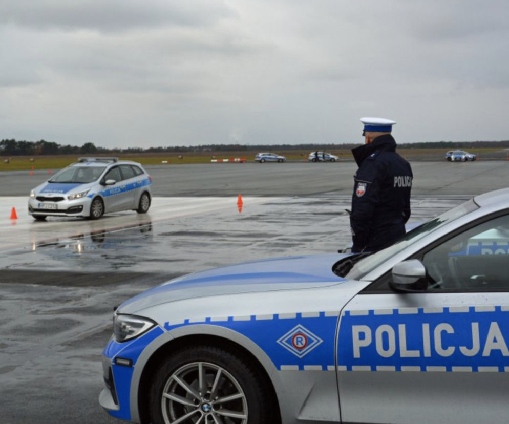 Policjanci z grupy SPEED ćwiczą na torze