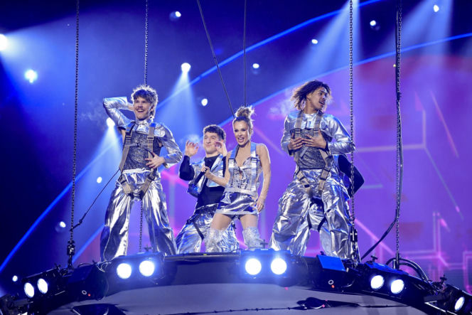 Doda tłumaczy się z playbacku i ucisza krytyków. Odsłania kulisy sylwestrowego show