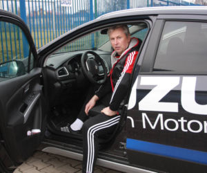 Jan Kocian / trener Ruch Chorzów / Suzuki SX4 S-Cross
