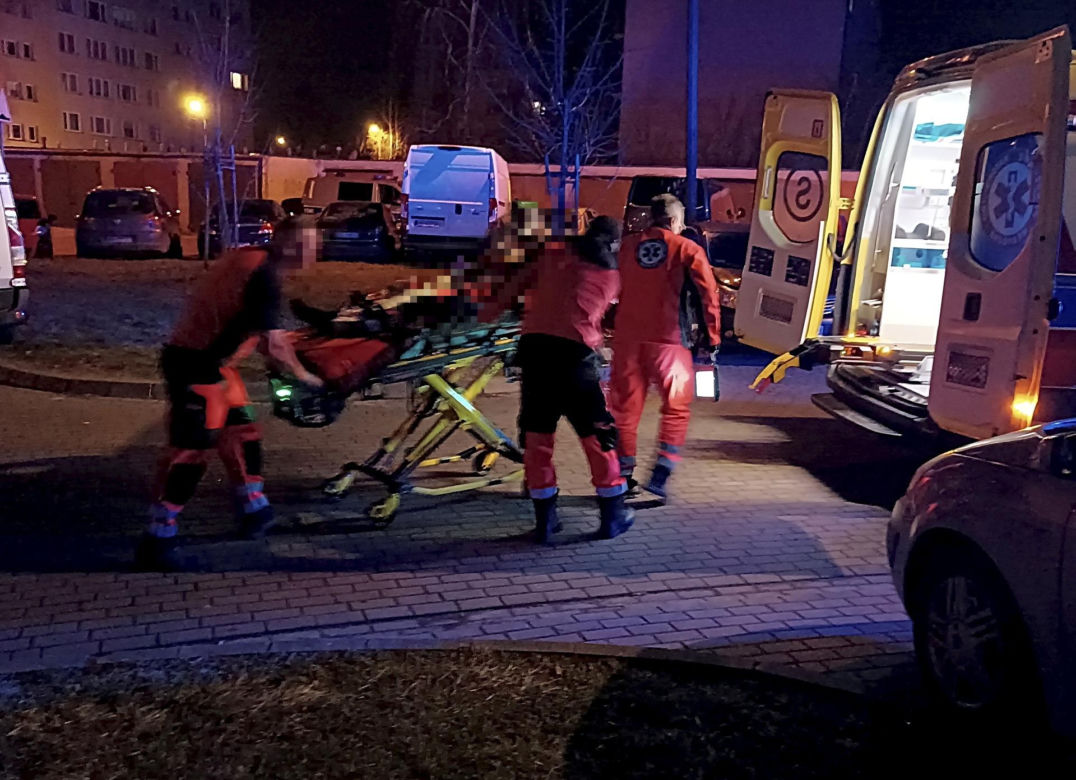 Siedlce, ratownik medyczny dostał nożem