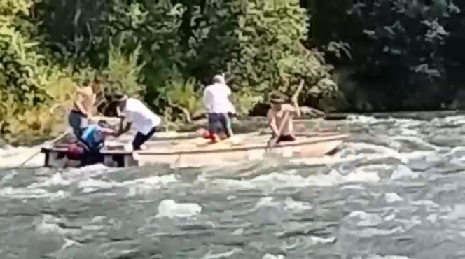 Flisacy uratowali turystkę z Dunajca
